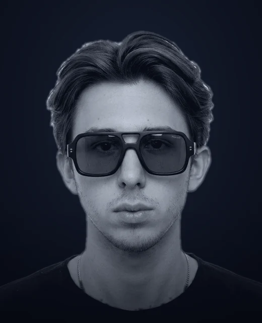 Матвей — основатель Uniqore